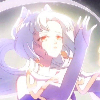 女子开车忘拉手刹把自己撞了